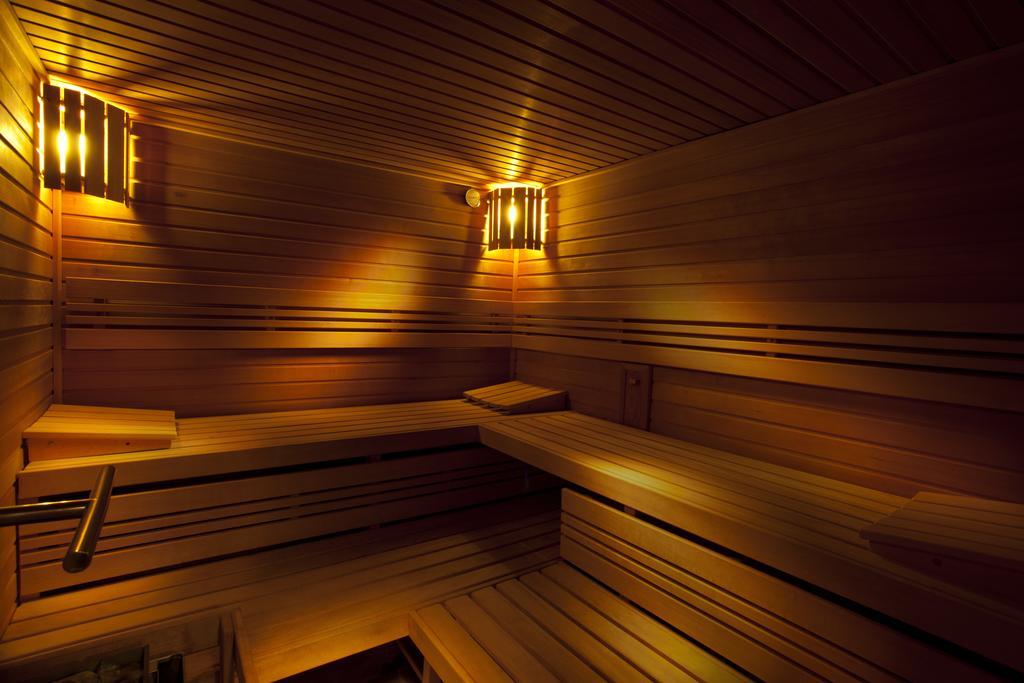 Hotel Kravi Hora Bořetice エクステリア 写真